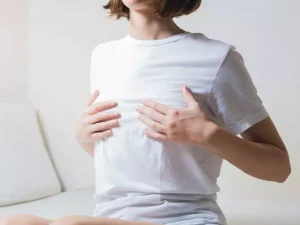 عدم رشد سینه دخترا